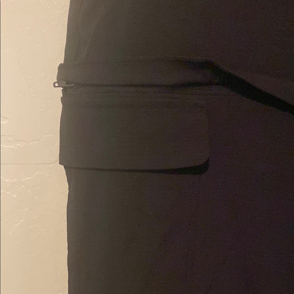 Athleta Black Cargo and Cropped Pants and Shorts High Waist Woman 6 - Picture 4 of 13